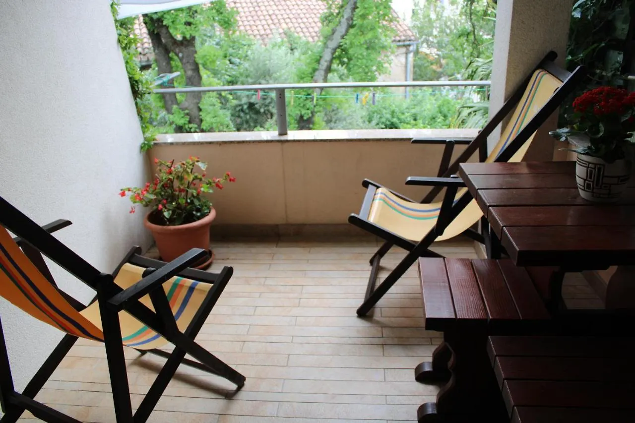 Studio Apartman Stefanija  Selce